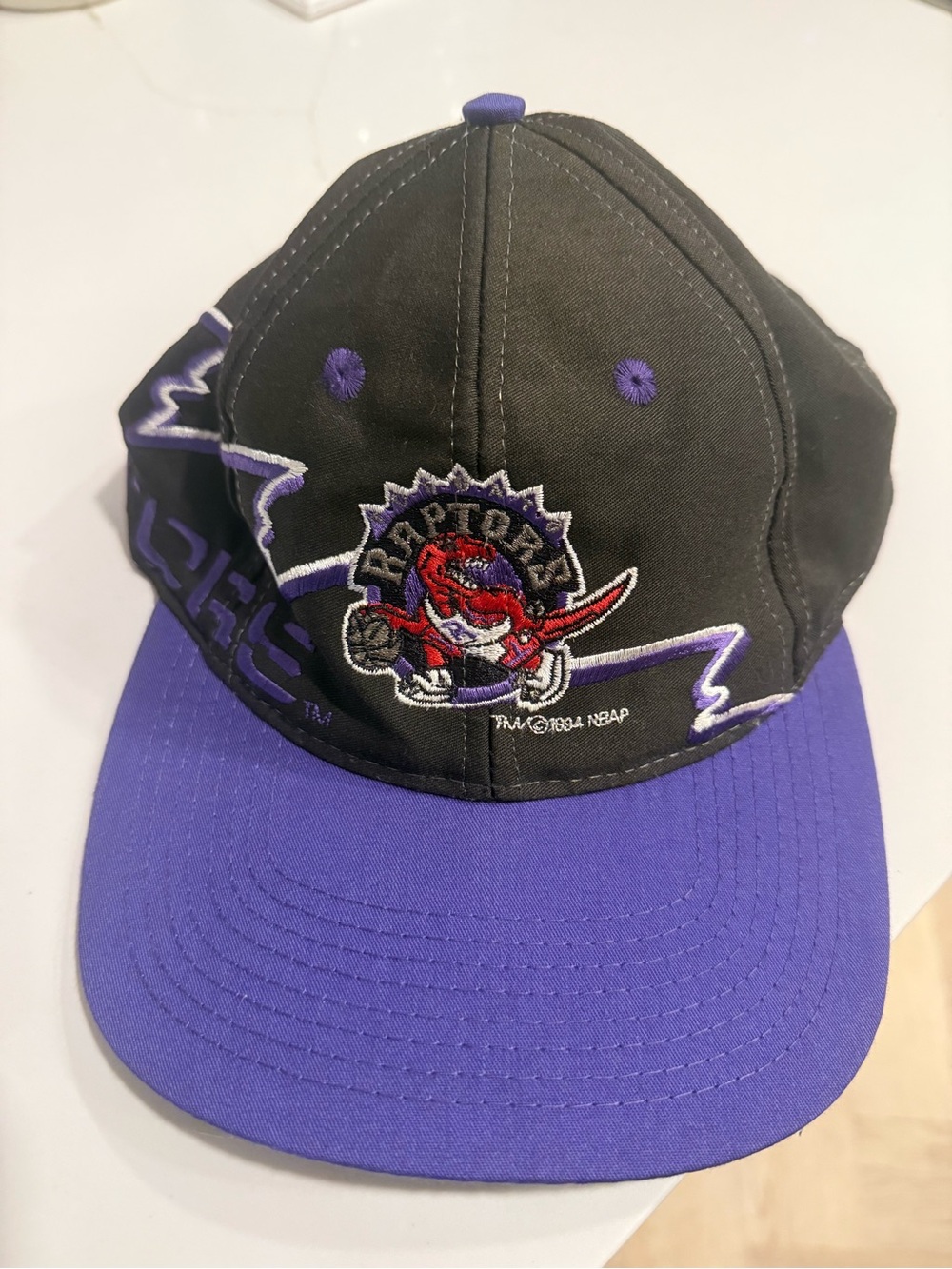 Vintage Toronto Raptors Snapback Hat 1994 NBA  Thunder Lightning